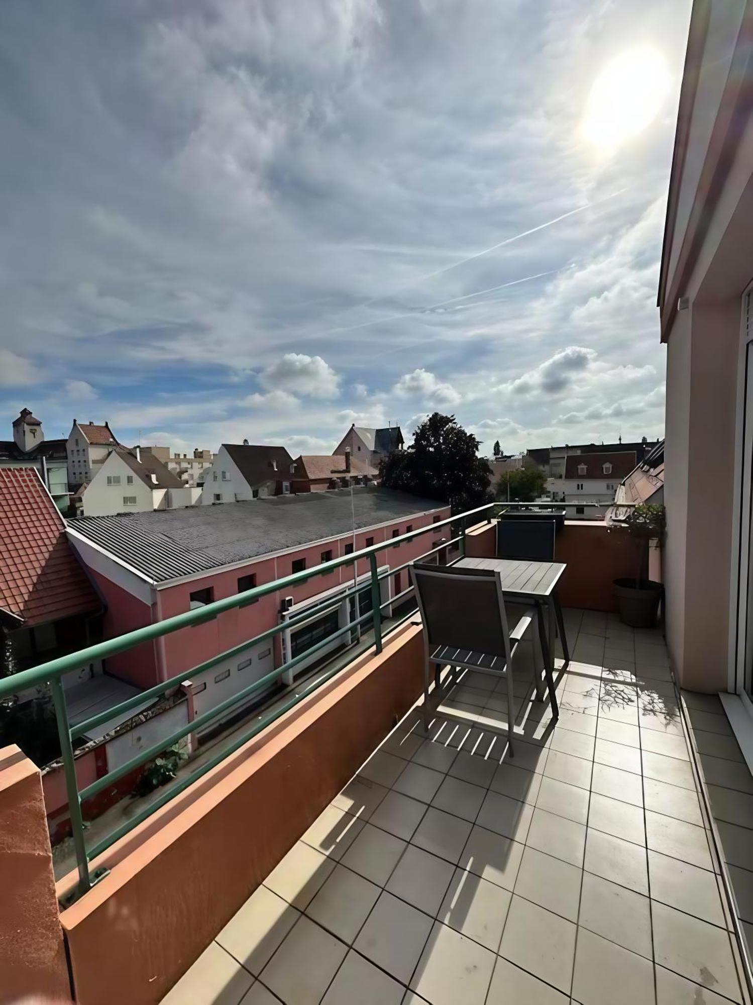 Superbe Duplex Proche Centre Ville Parking Gratuit Κολμάρ Εξωτερικό φωτογραφία